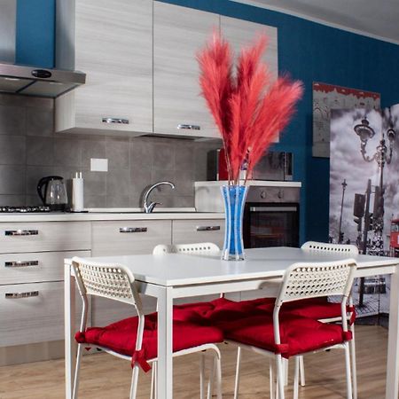 Апартаменти Blue Loft - Free Parking Турин Екстер'єр фото
